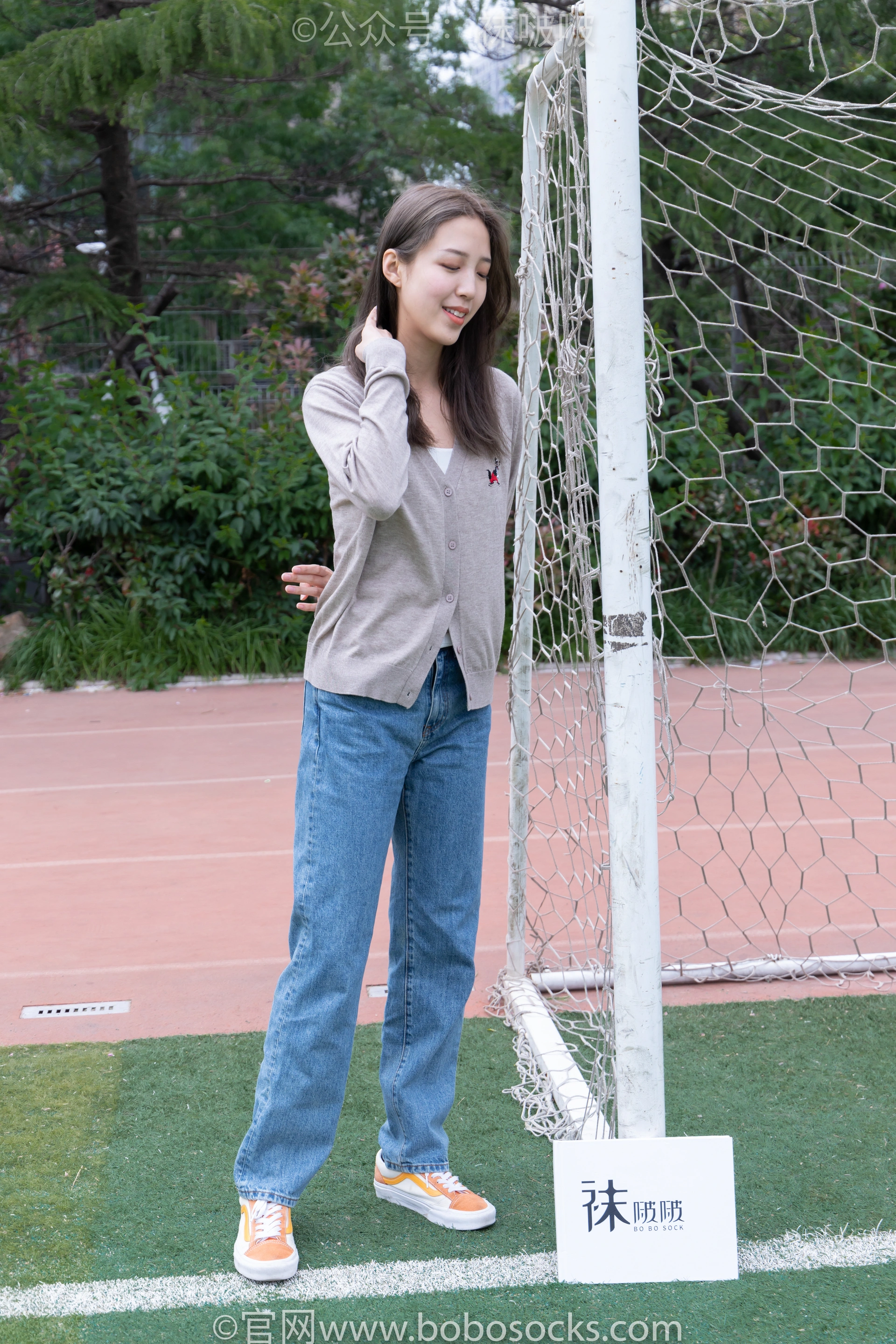 [BoBoSocks袜啵啵]NO.004 泡芙-vans帆布鞋、白棉袜、裸足 1